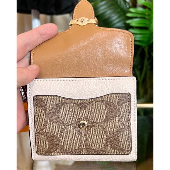 Coach Small Bifold Wallet In Signature Canvas & Leather With Horse & Carriage Lo - Picture 8 of 11